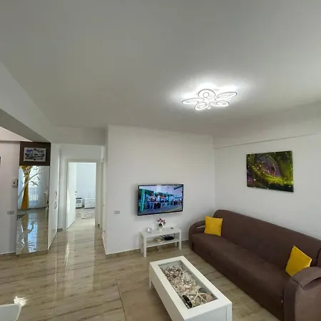 C&c Peacock Mamaia Nord Апартаменты Нэводари